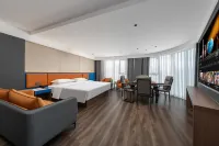 โรงแรมโมชังไลท์ลักซูรี่ ซิตี้วิวที (สถานีรถไฟซินหยาง) - บริการรถรับส่ง
