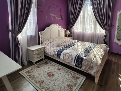 The Courtyard Room, Spacious Sanctuary.