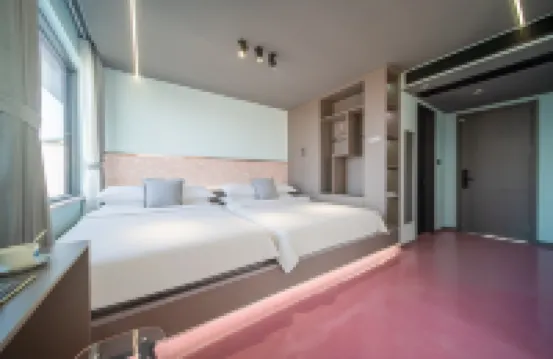 7717 Homestay