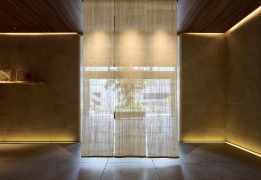 더 로열 파크 호텔 아이코닉 나하