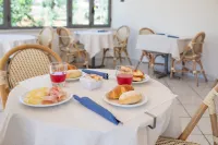 Piccolo Hotel Villa Rosa - breakfast