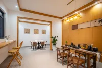 Yuehao Natural Courtyard View ins Beautiful Homestay (Wuyuan Baoyu Tower Branch)