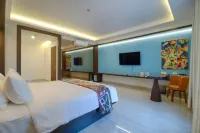 Picasso Inn Hotels near Fatmawati