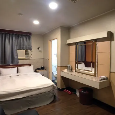 Huang Kai Hotel Отели в г. Тайчжун
