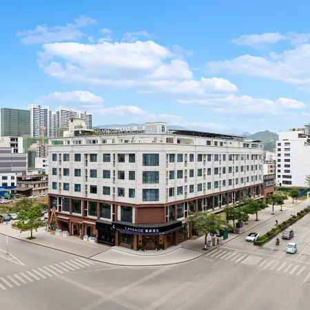 Lavande Hotel (Cenxi Huiyang Plaza Hotel)