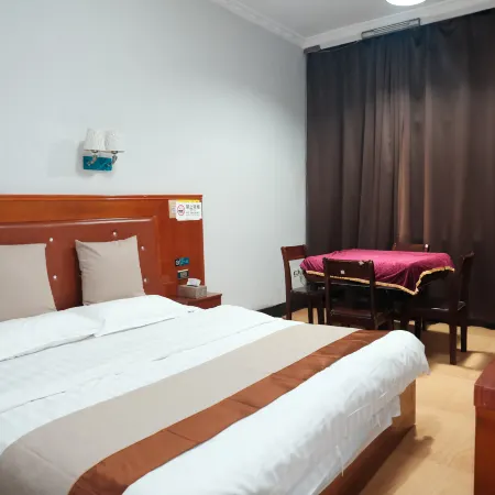 Tongxiang Xinfeng Hotel (Tongxiang Railway Station Runda International Branch)