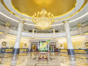 長治金威大酒店（八一廣場王村機場店）