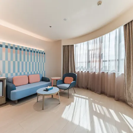 Hanting Hotel (Zhucheng Zhang Zeduan Cultural Park Branch)