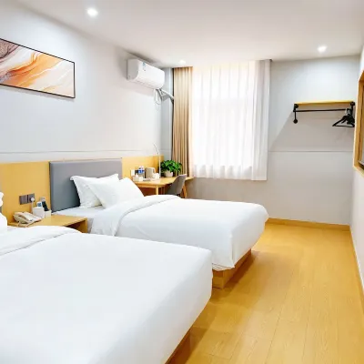Jinjiang Inn (Jiaonan Bathing Beach Chaoyangshan Road) Hotels near West Coast