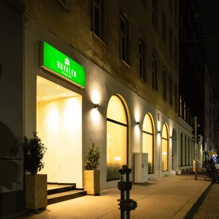 Vayalen Boutique Hotel Отели рядом с достопримечательностью «Стадион «Эрнст Хаппель»»