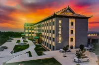 H Xixi Holiday Hotel - parking
