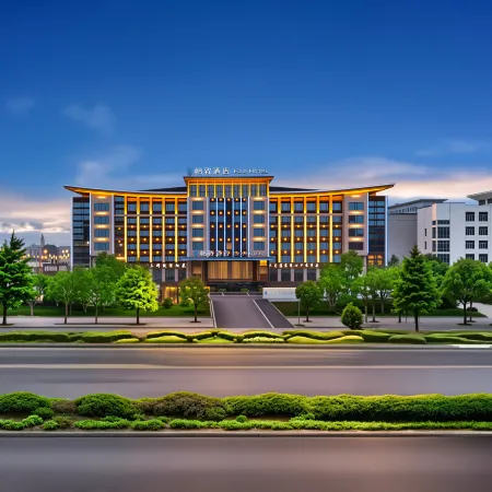 EZZI HOTEL