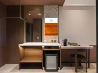 Boutech Hotel Yellowstone Hotels near MRT Far Eastern Hospital Station