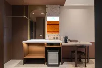 Boutech Hotel Yellowstone Hotels in Banqiao District
