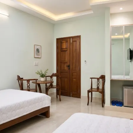 Huong Giang Hotel Отели рядом с достопримечательностью «Храм Кита»