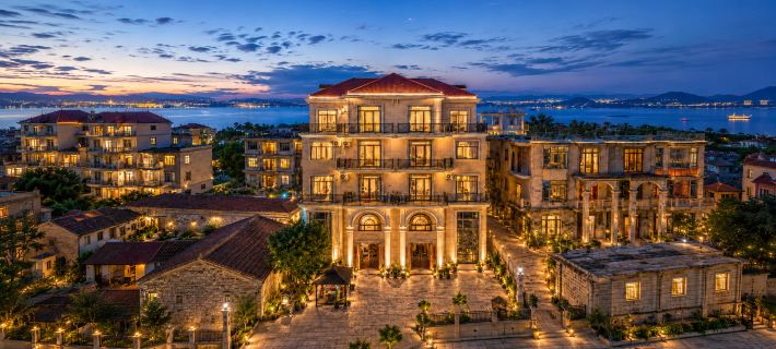 Meizhou Island HeMu (Mazu Ancestral Temple Branch) – 180° Ocean-View Homestay with Front-Row Hotels in Putian