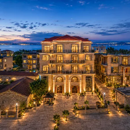 Meizhou Island HeMu (Mazu Ancestral Temple Branch) – 180° Ocean-View Homestay with Front-Row