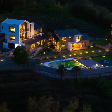 Mushan Residence · Hidden World Manor