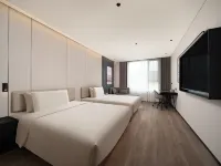 Changbai Mountain North Slope Distribution Center Yunding Market Atour Hotel - 마운틴 뷰