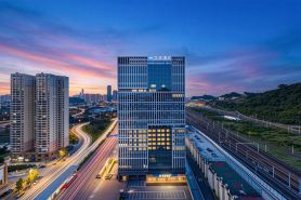 HanTing Hotel (Guiyang North Railway Station East Square)