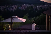 Rainbow Haven Private Hot Spring Hotel - رومانسي