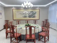 Huayi Selected Hotel (Rizhao High tech Zone Talent Store)