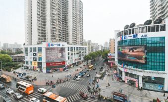 Cole Hotel (Guangzhou Jiangnan West Subway Station Guangbai City)