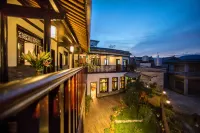 Heyueju Inn Hotels near Aisiqi Memorial Hall