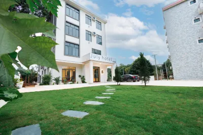July Hotel Hotels in Tieshangang District