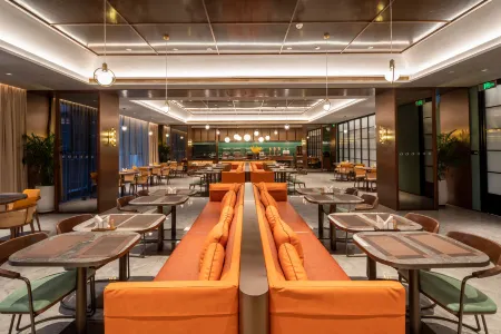 Orange Hotel (Rudong Central Plaza)