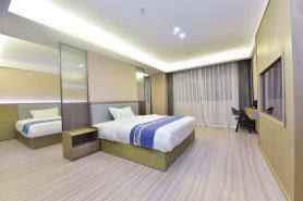 Xishuangbanna Jinghong Yitai Hotel (Airport High-speed Railway)