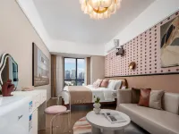Golden Ju Hotel (Wuyi Square South Gate Subway Station) Hotels near Orange Islet