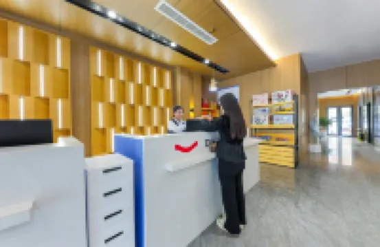 Echarm Hotel (Dongming Bus Station Shuguang Road Branch)