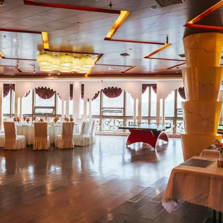 Honghao Holiday Hotel