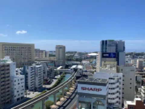 Toyoko Inn Okinawa Naha Asahibashi Ekimae Hoteles en Naha