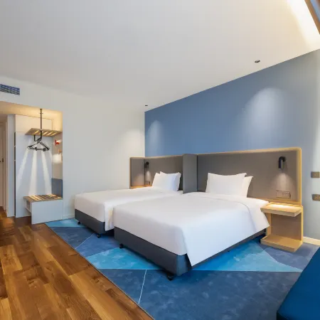 Holiday Inn Express JURONG XIANLIN by IHG