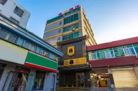 Super 8 Hotel (Anyang Railway Station Yinxu Scenic Area)