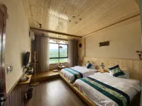 Linjiang Waterfall Viewing Inn