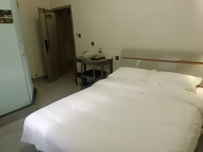 Tonggu Pailao Yajuge Homestay Hotels near Xihu Square