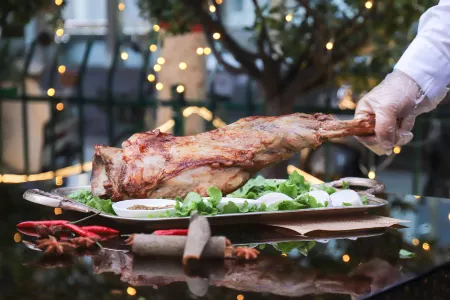 Holiday Inn Express Zhengzhou Jinshui Road Zhongzhou Отели рядом с достопримечательностью «Huanghe S & T College School of Information Engineering»