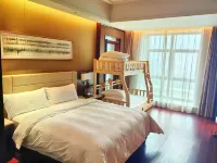LUXURY BLUE HORIZON Grand Hotel (Xining High-Speed Railway Station)