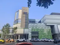 Super 8 Hotel (Beijing Beiyuan Yishida Square) Các khách sạn gần G2000