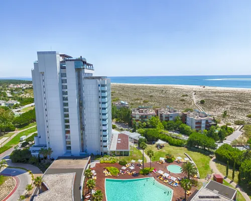 特羅亞河錨點 卡爾瓦利爾酒店