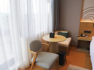 莫幹山雲谷德信開元名庭酒店