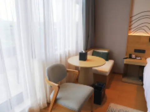 グランニューセンチュリー雲谷徳信リゾートホテル 莫干山 安吉のホテル