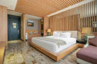 Skyscraper Era Hotel