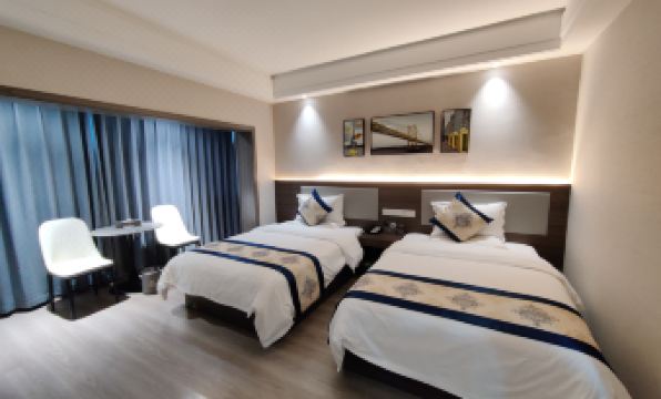 Kaimeilong Hotel (Ji'an Central People's Hospital Bus Terminal)