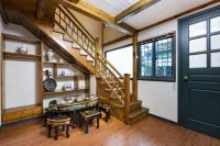 Hongcun Heyi Academy of Fine Arts Huizhou Courtyard View Homestay - Kitchens