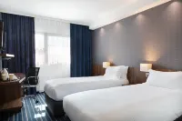 Holiday Inn Express MARSEILLE AIRPORT by IHG - Airport Shuttle