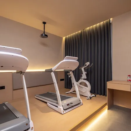 Liqi·Yu Hotel (Yuzhou Nadazhen Summer Plaza)